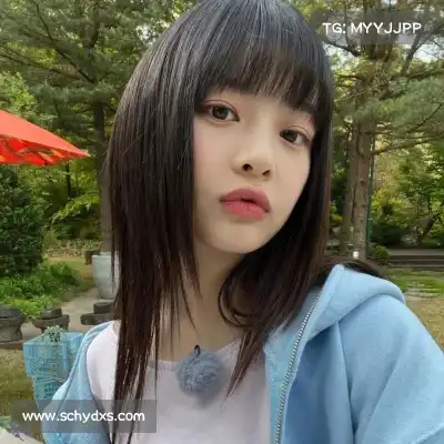 滑颢清